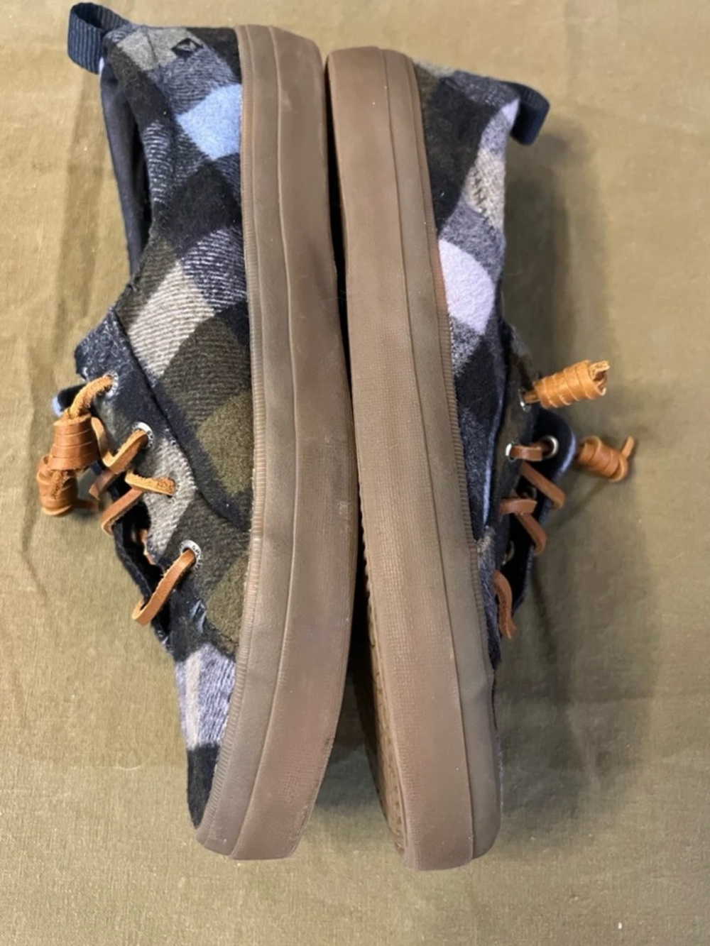 Sperry Plaid Flannel Lace-Ups - Picture 4 of 5
